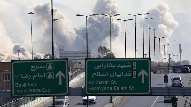 अमेरिका-ईरान-इजरायल संघर्ष छठे दिन में पहुंचा, मरने वालों का आधिकारिक आंकड़ा हजारों में पहुंचा