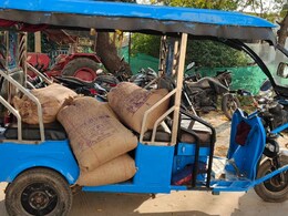 बच्चों के मिड्डे मील पर पहले हेडमास्टर ने डाला डाका, पकड़े जाने पर बोला- मैं BJP और RSS का &nbsp;कार्यकर्ता हूं