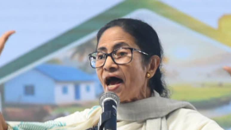 ममता बनर्जी ने एक साथ 23 पदों से दिया इस्तीफा, अब सिर्फ बंगाल चुनाव पर फोकस