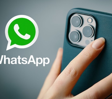 New Update:  WhatsAppचं भन्नाट फिचर!  iPhone मध्ये एकाच वेळी चालणार 2 अकाउंट्स