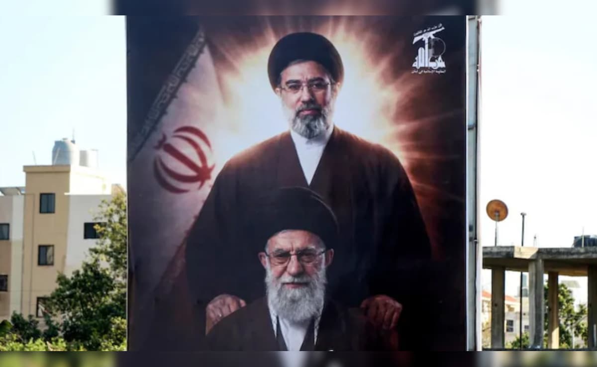 ईरान में 'मुजतबा युग' का आगाज, क्या हैं जूनियर खामेनेई की ताकत, चुनौतियां और नेटवर्क