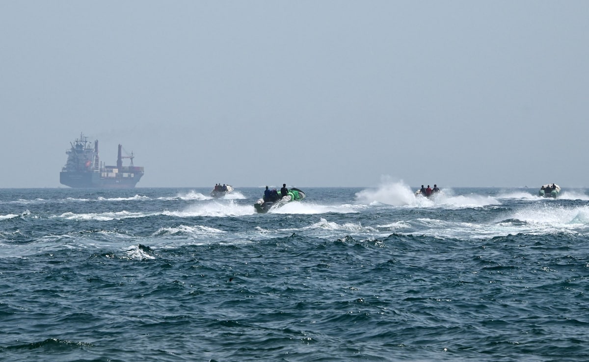 अमेरिका नहीं UAE, ग्रीस, चीन जैसे देशों को होर्मुज बंद होने से नुकसान, जानिए भारत और अन्य देशों का हाल