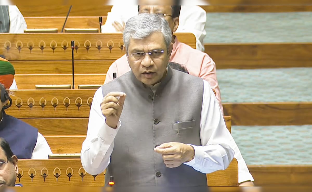 मैप, AI तकनीक, एल्गोरिदम... अश्विनी वैष्णव ने संसद में बताया रेलवे की जमीन को अतिक्रमण मुक्त कराने का फॉर्मूला