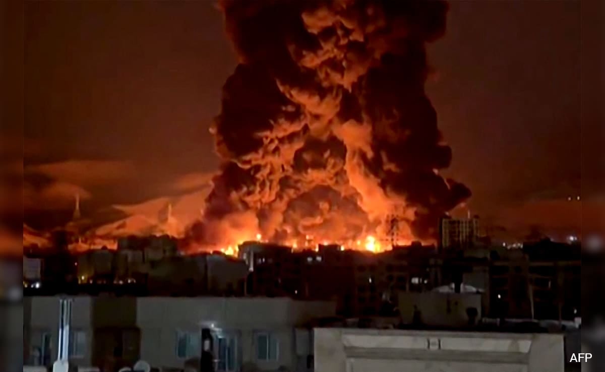 Israel Preparing Attack On Iranian Energy Sites, Awaits US Approval: Report