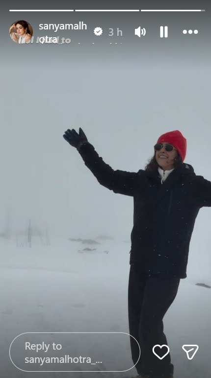 सान्या ने वीडियो इंस्टा स्टोरी पर लगाया इसिलए उसे यहां शेयर नहीं किया जा सकता