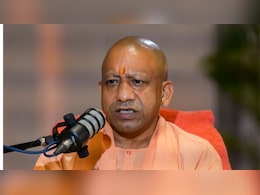 उपद्रवियों को सीएम योगी की चेतावनी, बोले- दायरें में मनाएं पर्व त्योहार