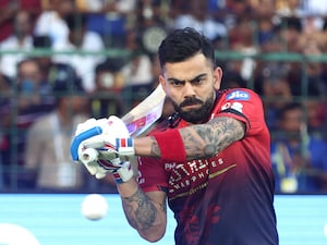 IPL 2026 LIVE: RCB Lose Massive Wicket In 2nd Over; Pressure On Kohli