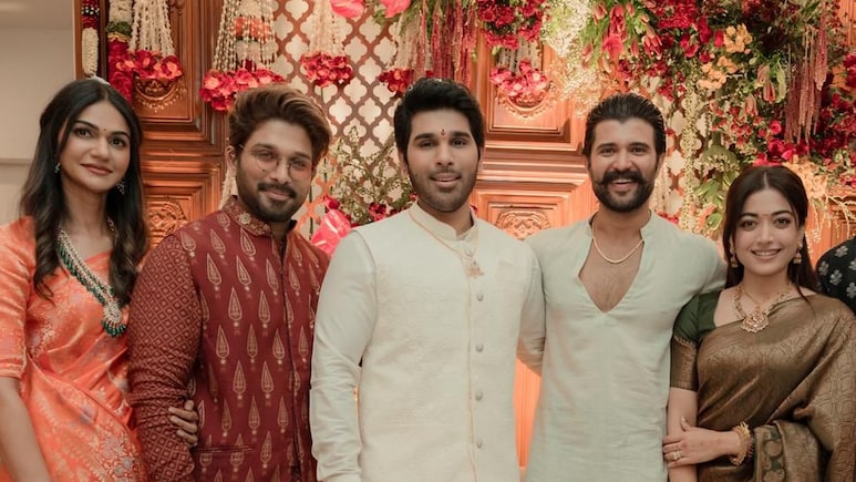 अल्लू अर्जुन के भाई की शादी की रस्मों में असली 'पुष्पा' के साथ पहुंची 'श्रीवल्ली', न्यूलीमैरिड रश्मिका-विजय की तस्वीरें वायरल&nbsp;