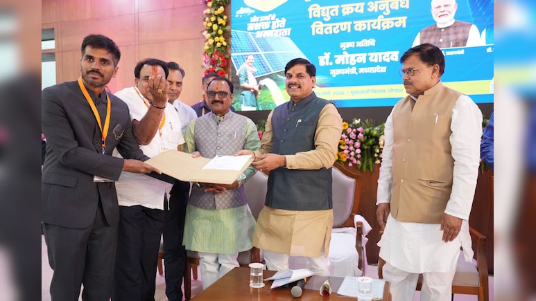 MP ग्रीन पावर स्टेट की ओर; किसानों को 2.40 रुपये यूनिट में सोलर बिजली, 8 लाख सोलर पंप होंगे चालू