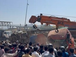 Vasai News: काळजाचा ठोका चुकवणारा अपघात! मुंबई-अहमदाबाद हायवेवर 6 वाहनांची विचित्र कोलांटउडी, 'ही' चूक भोवली?