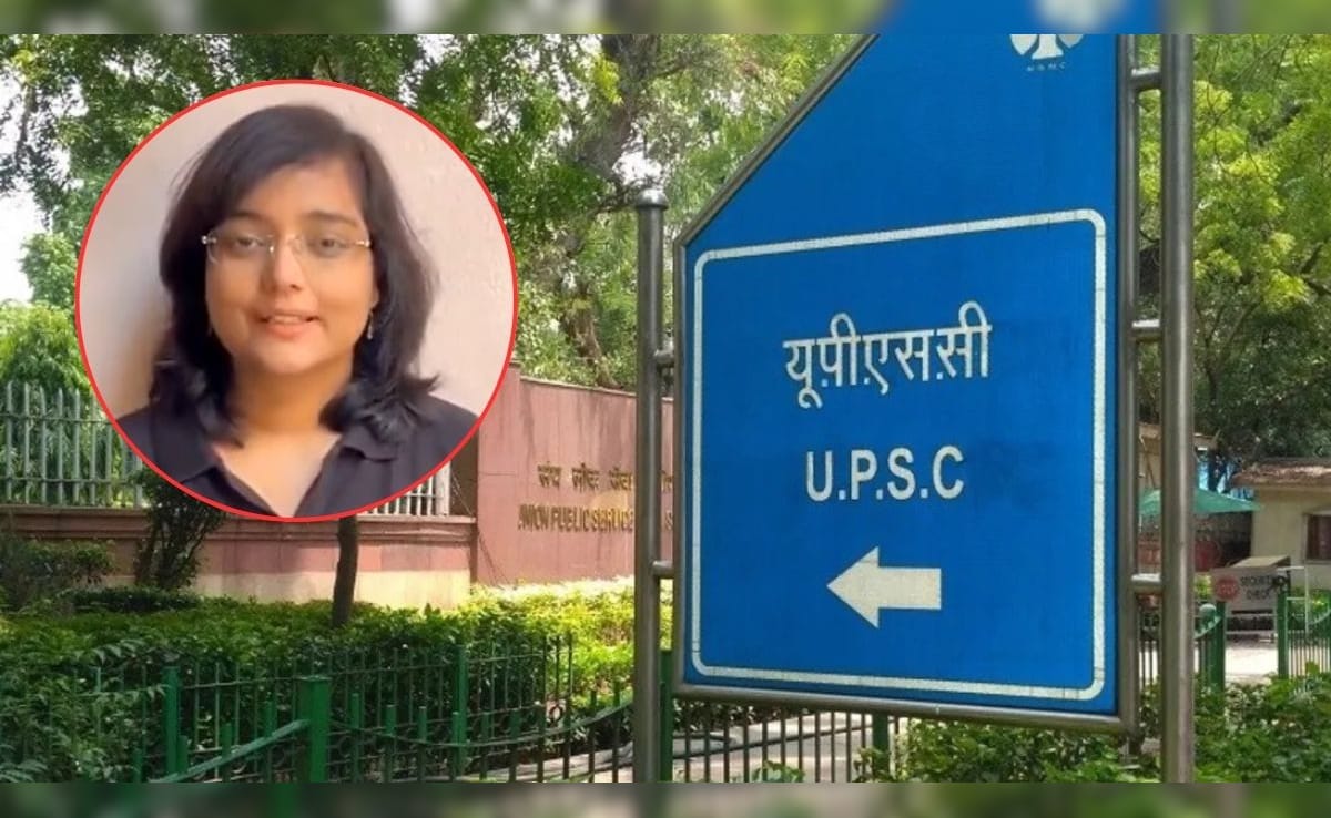 UPSC में 301 रैंक का झगड़ा खत्म, PIB ने बताया कौन है असली आकांक्षा सिंह