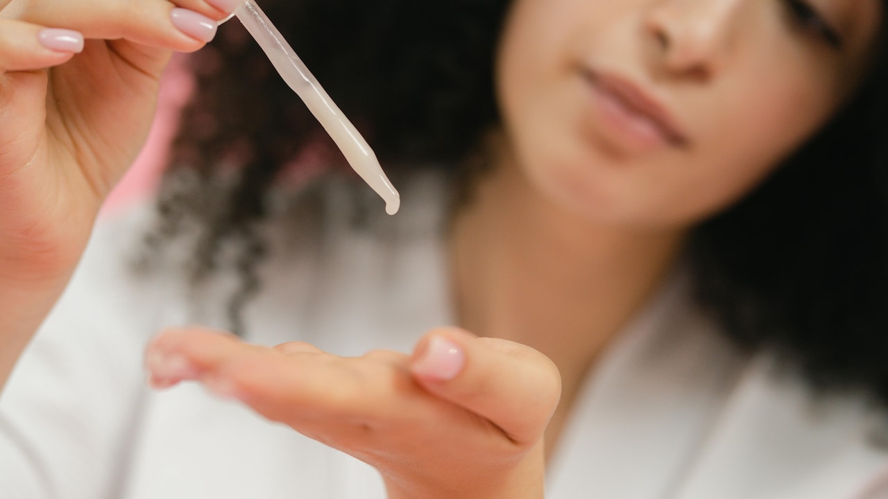 Hydration doesn't have to mean heaviness, even in humid weather.