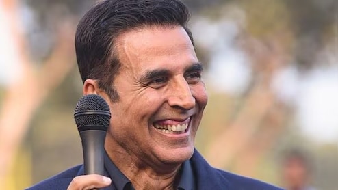 करोड़ों की कमाई करने वाले अक्षय कुमार का छलका दर्द, फिल्म इंडस्ट्री में 36 साल बिताने के बाद बोले- छोटा महसूस करता हूं