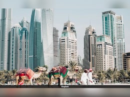 दुबई में घर खरीदना हुआ सस्ता! पहली बार 5.9% तक गिरे प्रॉपर्टी के दाम, मिडिल ईस्ट तनाव ने बिगाड़ा खेल