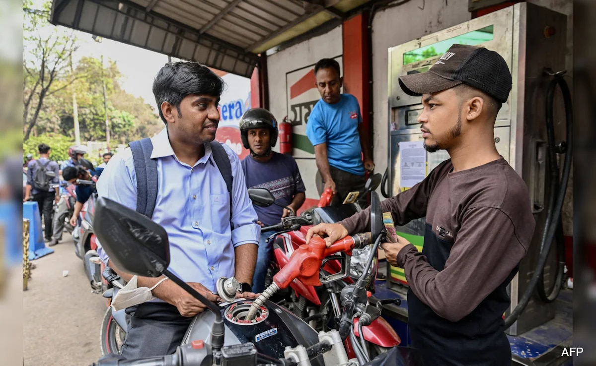 Bangladesh Begins Receiving Additional 5,000 Tonnes Of Diesel From India