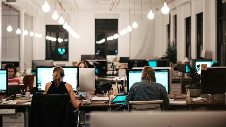 Microsoft Teams Update Could Show Exactly Where You Are In Office, Experts Call It "Creepy"