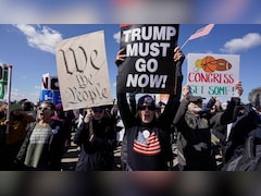 'ताज उतार दो, जोकर', ईरान युद्ध के बीच US में ट्रंप के खिलाफ 'No Kings Protest'; 90 लाख लोगों के शामिल होने का दावा