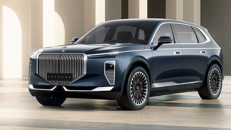 VinFast Unveils Lac Hong 800S And 900S Luxury EVs; Restructures Portfolio