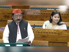 'सोनभद्र के भईल जर्जर हलतिया...': सपा MP ने संसद में गाकर सुनाई अपनी व्यथा, पीछे मुस्कुराती दिखीं प्रिया सरोज