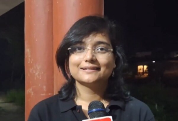 पेशे से डॉक्टर हैं UPSC में 301 रैंक लाने वालीं असली आकांक्षा सिंह, फर्जी दावे पर भी दिया जवाब