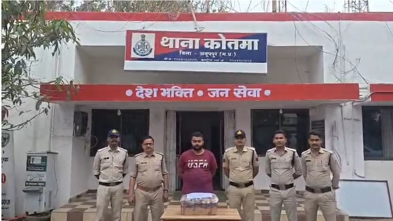 Madhya Pradesh: म्यूल अकाउंट गिरोह पर पुलिस का बड़ा एक्शन, 7 आरोपी गिरफ्तार, दुबई से चल रहा था ठगी का खेल