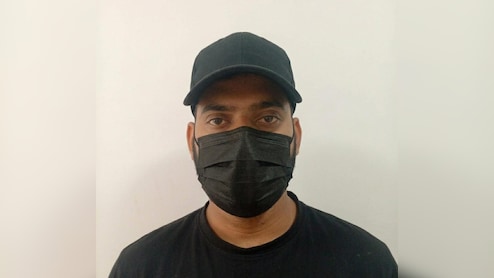 Delhi Traffic Police Action: दिल्ली में फर्जी &lsquo;नो एंट्री परमिशन&rsquo; रैकेट का पर्दाफाश, एक आरोपी गिरफ्तार