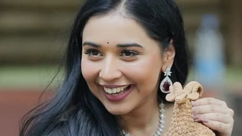 150 बॉडी गार्ड वाली तान्या मित्तल का हो गया डेब्यू, हीरो नहीं 55 साल के इस कॉमेडियन के साथ मिला मौका, लोग बोले- जबरदस्त