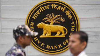 RBI Caps Bank Dividends At 75% Of Net Profit Starting FY27