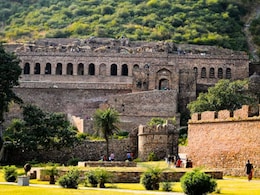 Inside Bhangarh Fort, One Of India's Most Haunted Places Everyone Wants To Visit