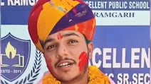 Rajasthan Board Result: डूंगरपुर जिले से ईश्वर पाटीदार ने किया टॉप, 99.50% लाने के बाद अब IAS बनने का है सपना