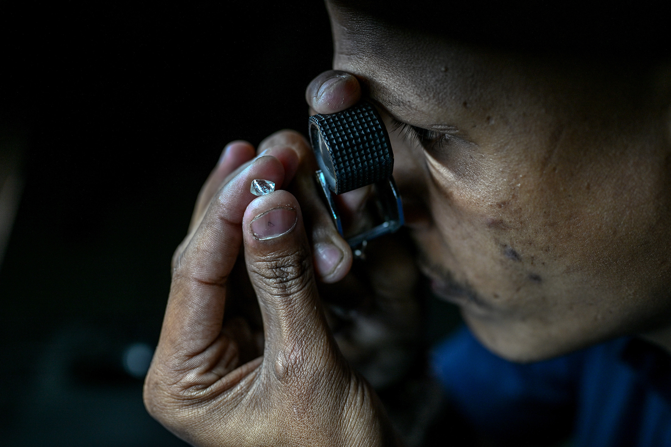 Gujarat's Empty Diamond Trading Hub Mirrors Pain For $80 Billion Industry