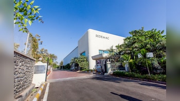 SEDEMAC Mechatronics IPO Final Day: GMP Signals Discounted Listing — What Investors Should Know