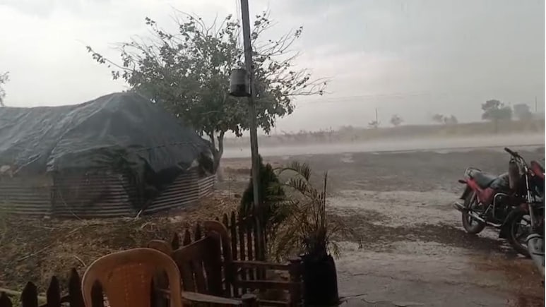 Maharashtra Rain Alert : राज्यात वादळी पावसाचा अलर्ट, 'हे' 2 दिवस घराबाहेर पडताना काळजी घ्या