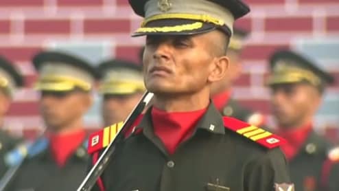 सब्जी बेचने वाले का बेटा बना भारतीय सेना में लेफ्टिनेंट, बचपन का सपना किया पूरा