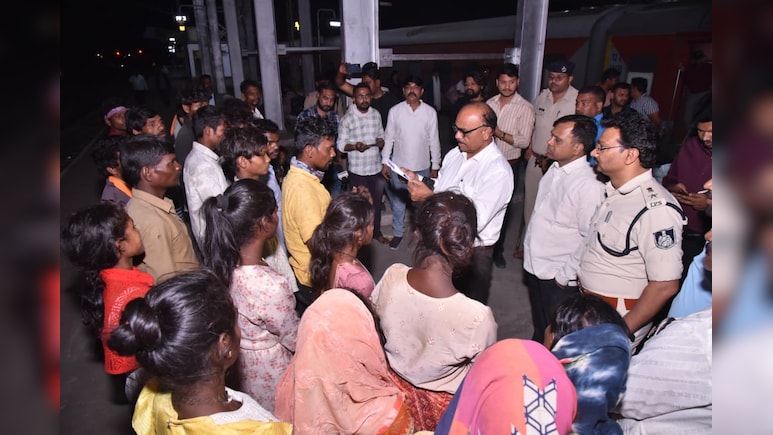 तमिलनाडु में बंधुआ बनाए गए MP के 24 श्रमिकों का सफल रेस्क्यू; घर वापसी पर 30-30 हजार रुपये की आर्थिक सहायता