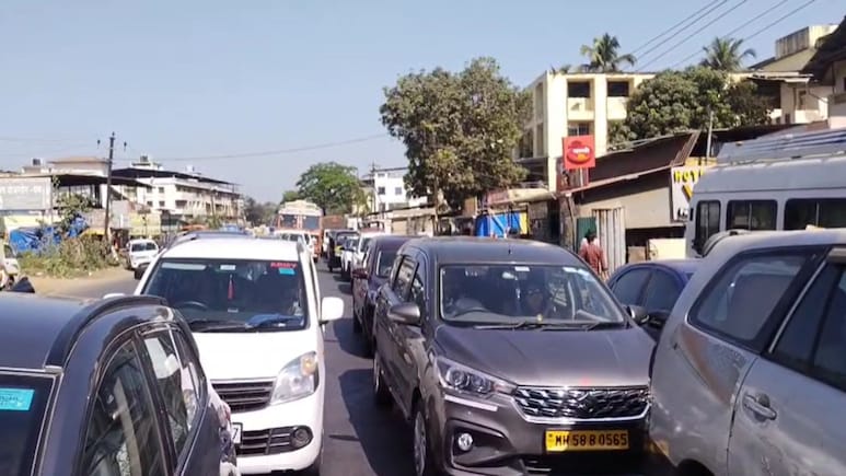 Traffic Jam: मुंबई- गोवा महामार्गावर ट्रॅफिक जाम! 3 किमीपर्यंत वाहनांच्या रांगा; प्रवासाआधी वाचा डिटेल्स