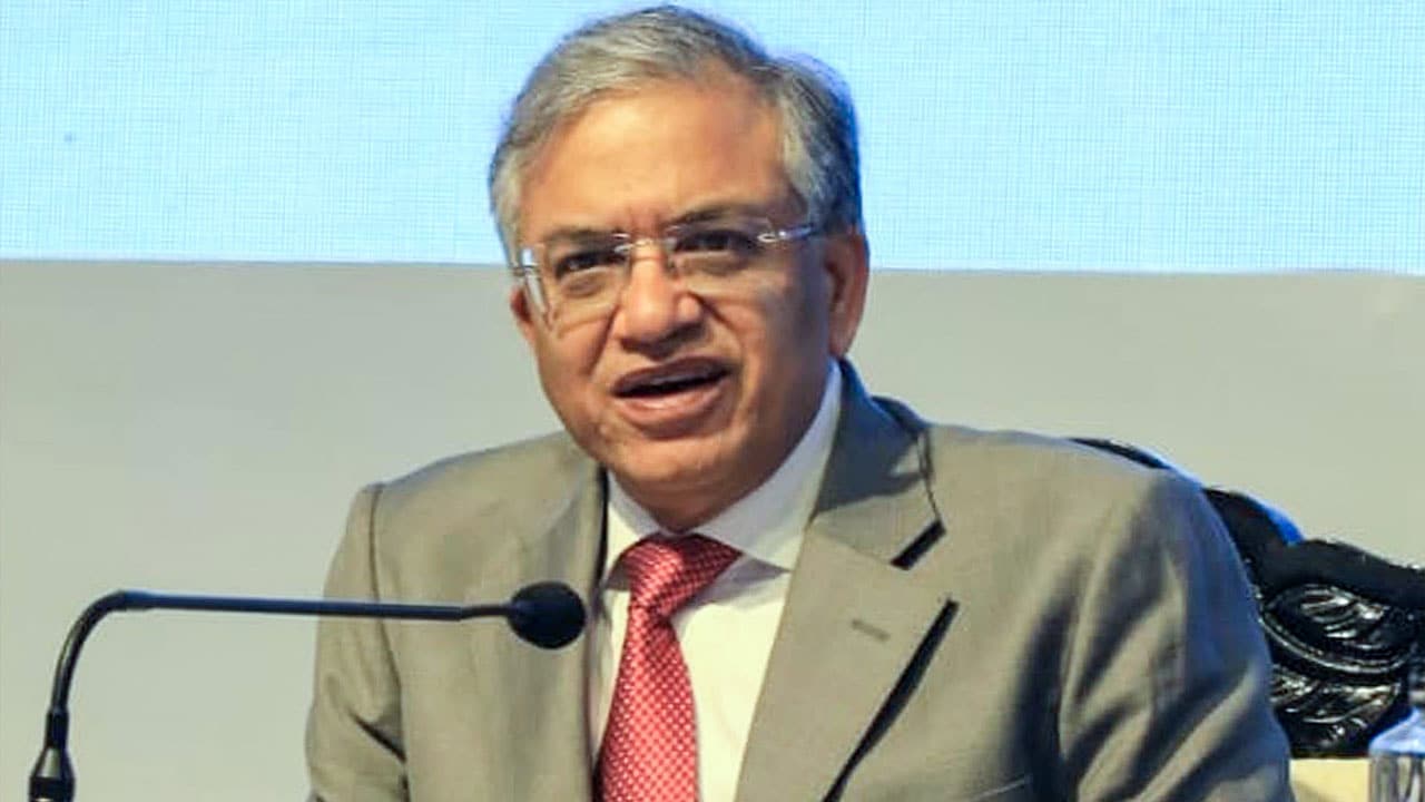 Opposition Plans No-Confidence Motion Against Chief Election Commissioner Gyanesh Kumar