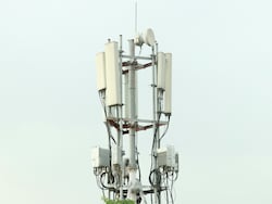 Will Your Mobile And Internet Services Get Affected Amid LPG Shortage?