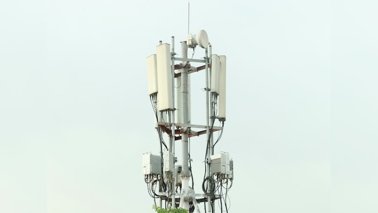 Will Your Mobile And Internet Services Get Affected Amid LPG Shortage?