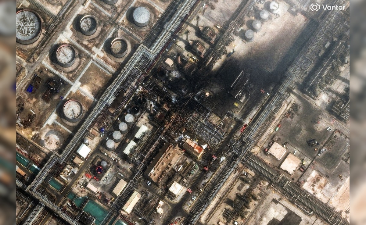 A Saudi Aramco refinery was struck during Iranian strikes A Saudi Aramco refinery was struck during Iranian strikes