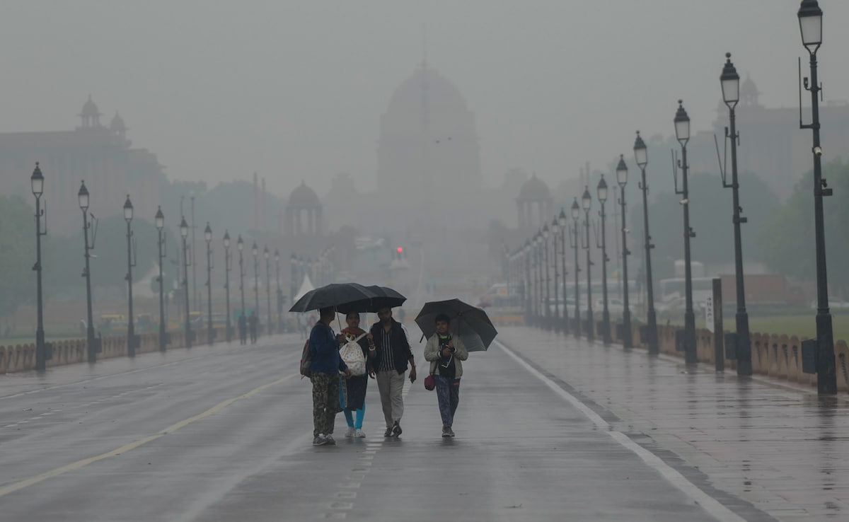 A 1,000-Km Rain Band Is Bringing Storms In India, Pakistan, Afghanistan