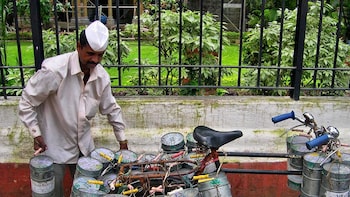 Mumbai's Iconic Dabbawalas To Pause Tiffin Delivery Service For Six Days From March 30 &mdash; Here's Why