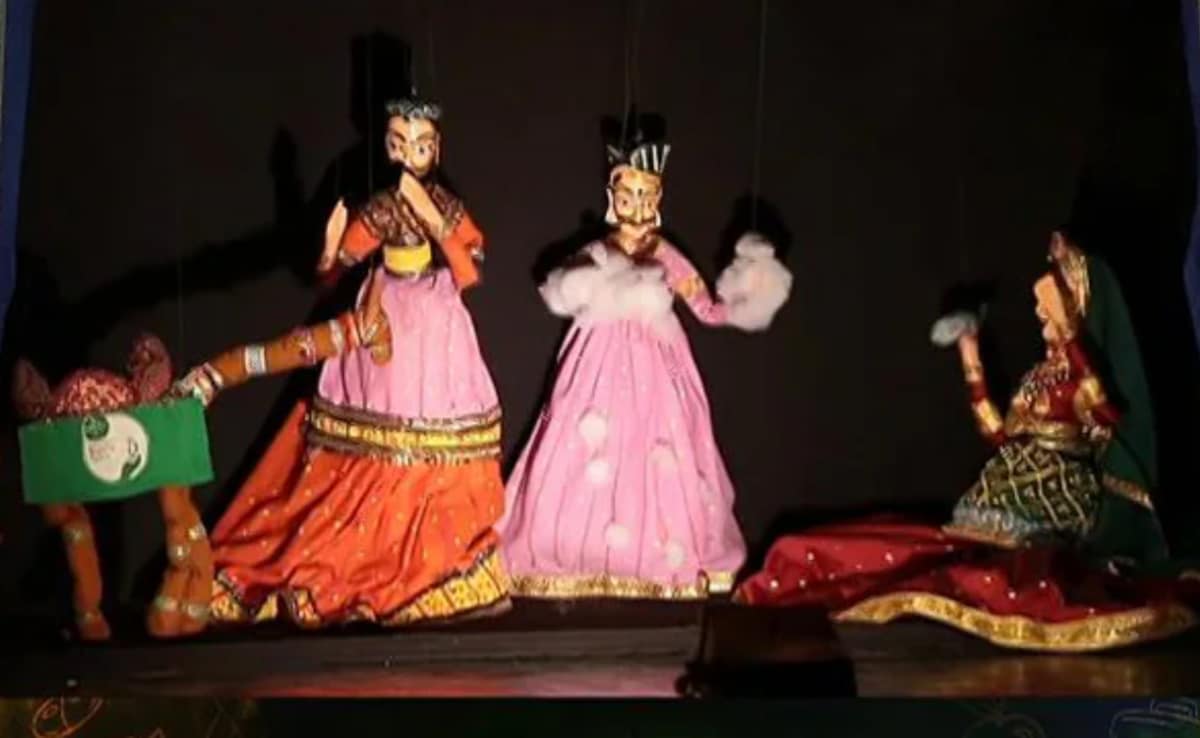 कहीं 'गुलाबो सिताबो' तो कहीं 'तोलू बोम्मलतम... विश्व कठपुतली दिवस पर जानें अपनी मिट्टी की अनूठी विरासत