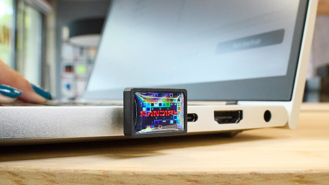 బటన్ అంత సైజు.. 1TB డేటా స్టోరేజ్.. శాన్‌డిస్క్ నుంచి ప్రపంచంలోనే అత్యంత చిన్న టైప్-సి ఫ్లాష్ డ్రైవ్ లాంచ్..!