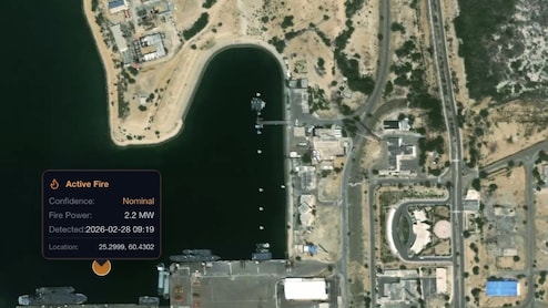 US-Israel Iran War: अमेरिका-इजरायल का कोर्नाक नौसैनिक अड्डे पर हमला, ईरान के 3 जहाज डूबे