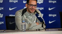 Chelsea Happy To Rotate Goalkeepers, Says Liam Rosenior