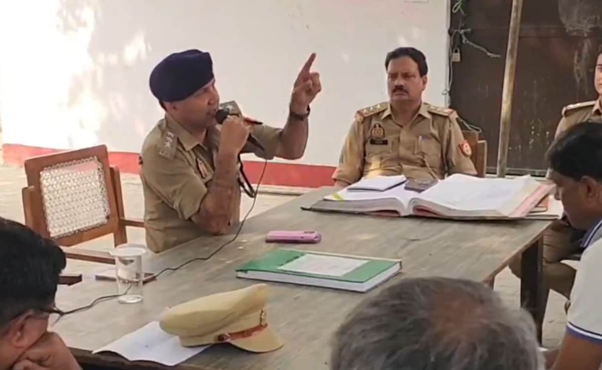 ईरान के लिए छाती पीटोगे तो इलाज होगा! संभल सीओ का अल्टीमेटम, वायरल VIDEO