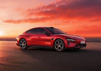 सिंगल चार्ज में 902KM रेंज वाली नई Xiaomi SU7 सेडान आई, 265KM की टॉप स्पीड के साथ कैसे हैं फीचर्स, जानें