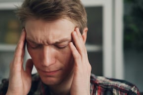 Heatwave Warning: आने वाली भीषण गर्मी आपके नर्वस सिस्टम पर कर सकती है खतरनाक वार, इन बीमारियों का बढ़ सकता है खतरा