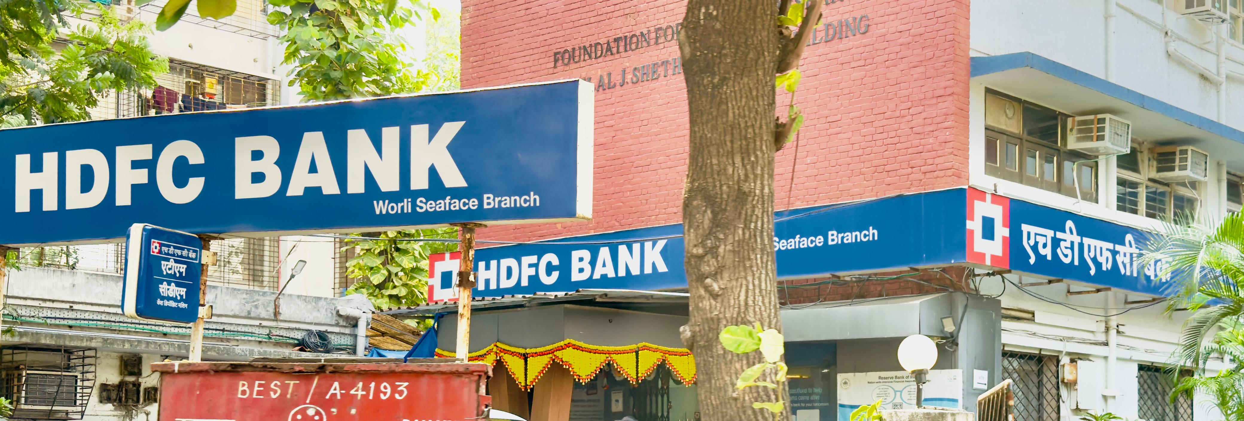 HDFC Bank Fires 3 Senior Officials For Gaps In Client Onboarding At Its DIFC Branch